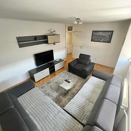 Elite Brcanska Malta Apartment Tuzla